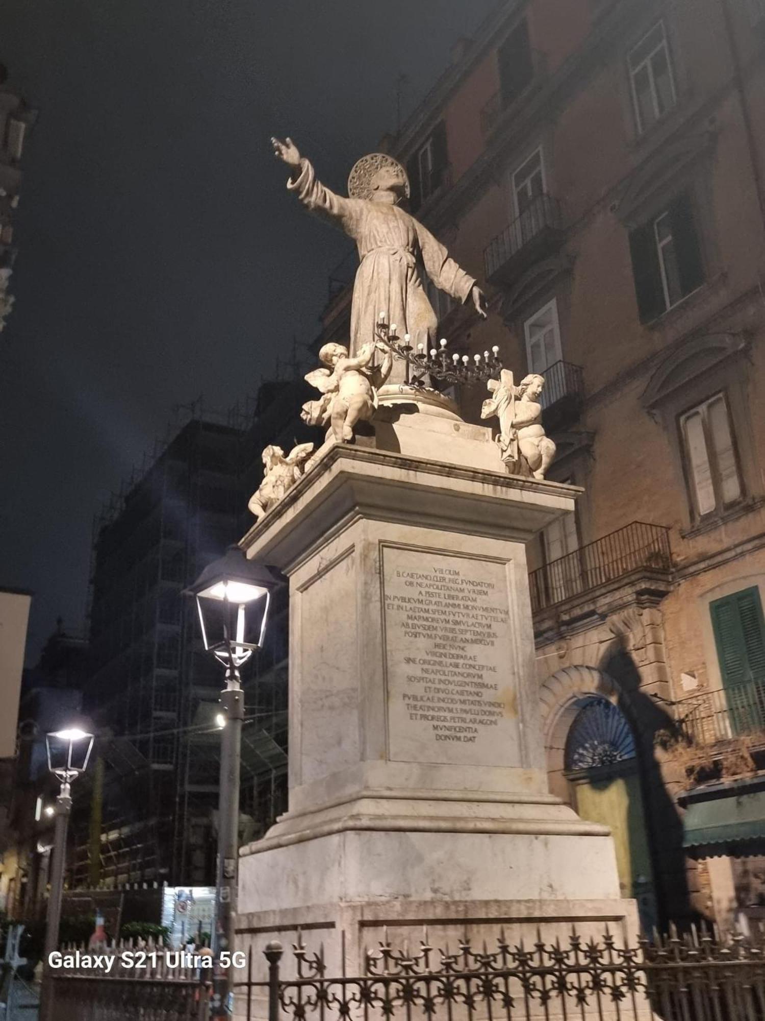 Apartmán Dint ' O Vico San Petrillo Neapol Exteriér fotografie